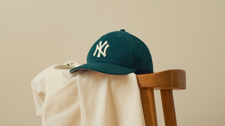 How to Work With a Golf Cap OEM Supplier for Private Label Headwear